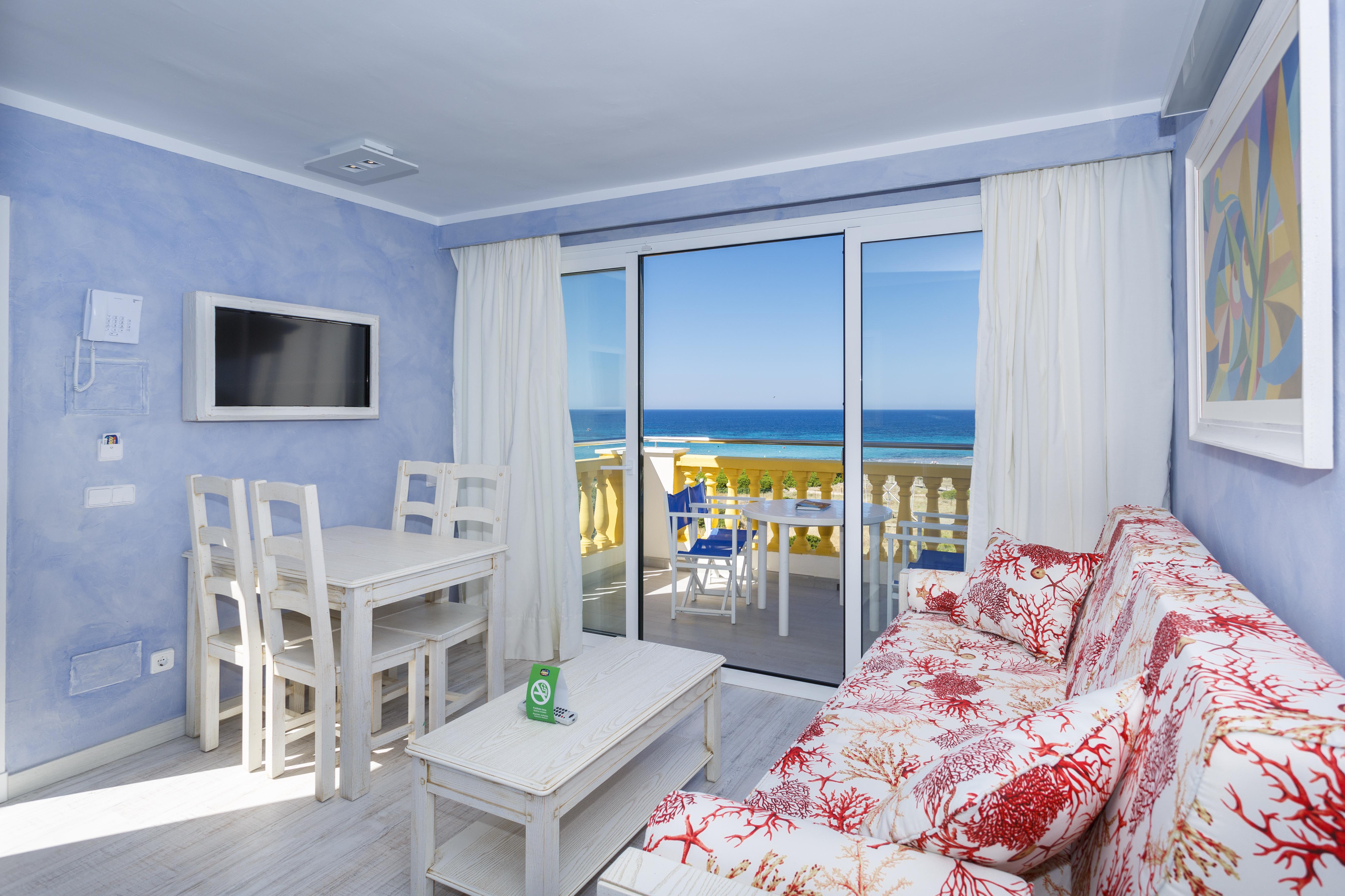 Готель Royal Son Bou Family Club Екстер'єр фото